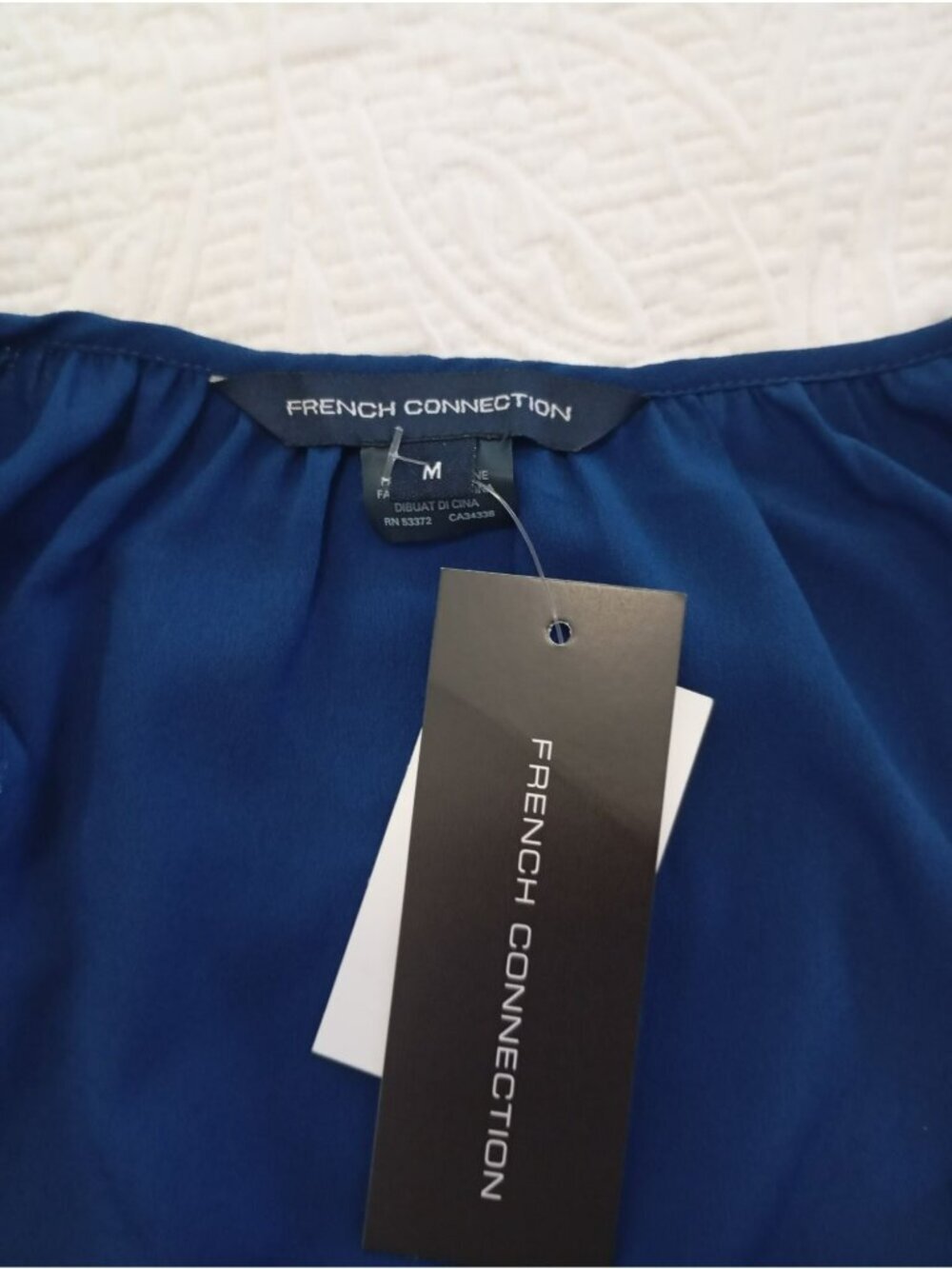 French Connection Blue Cold Shoulder Top With Spaghetti Straps Womens M - Picture 2 of 9